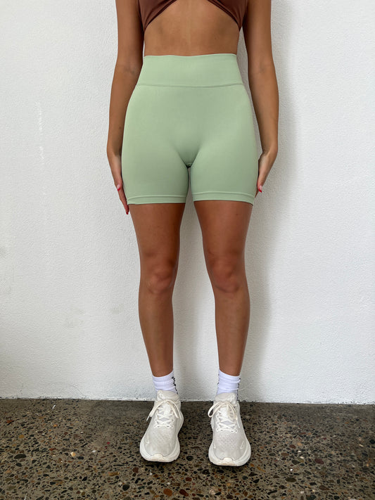 Kaia Shorts - Lime